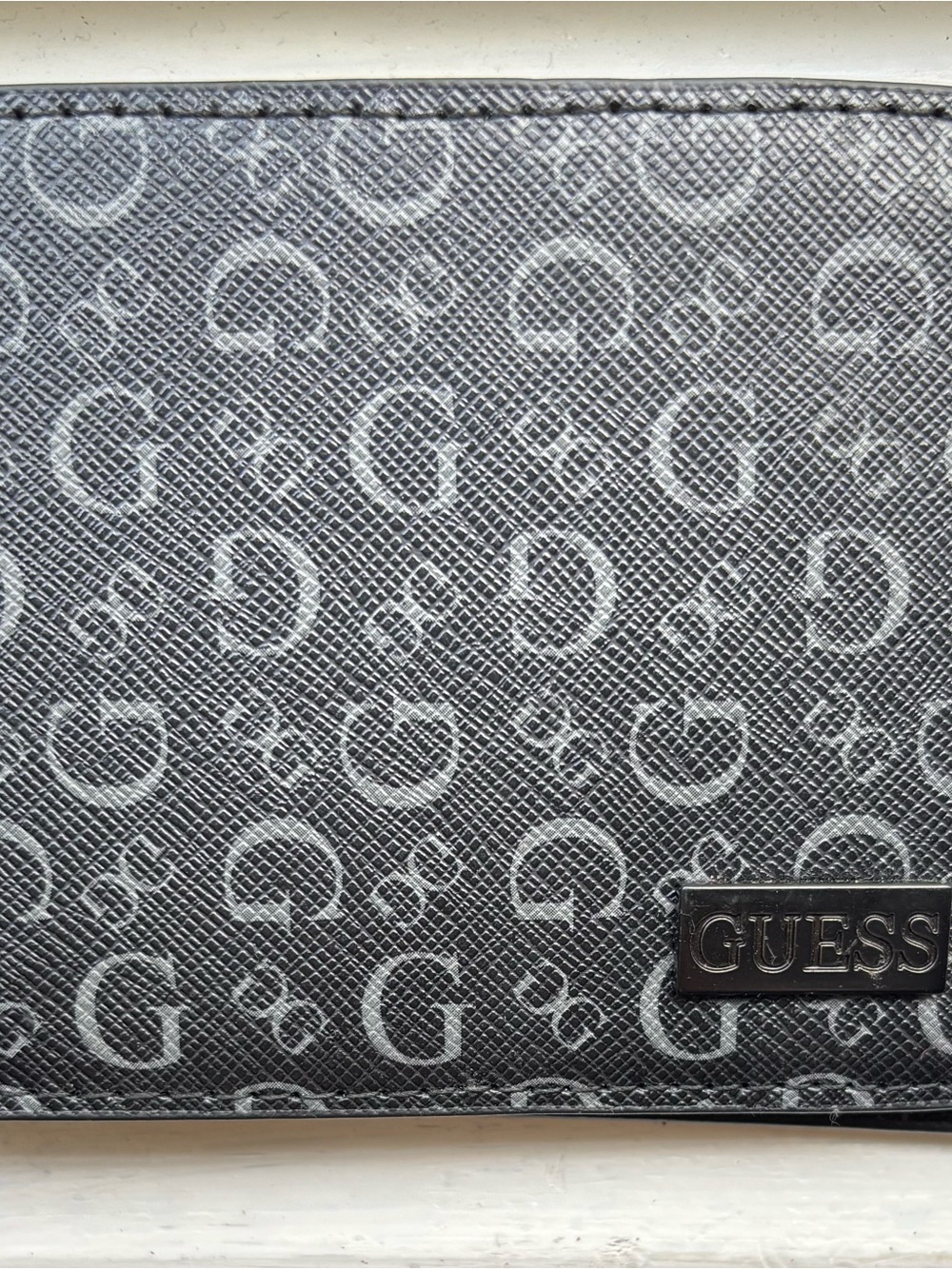 GUESS Men's Gray Monogram Card Holder